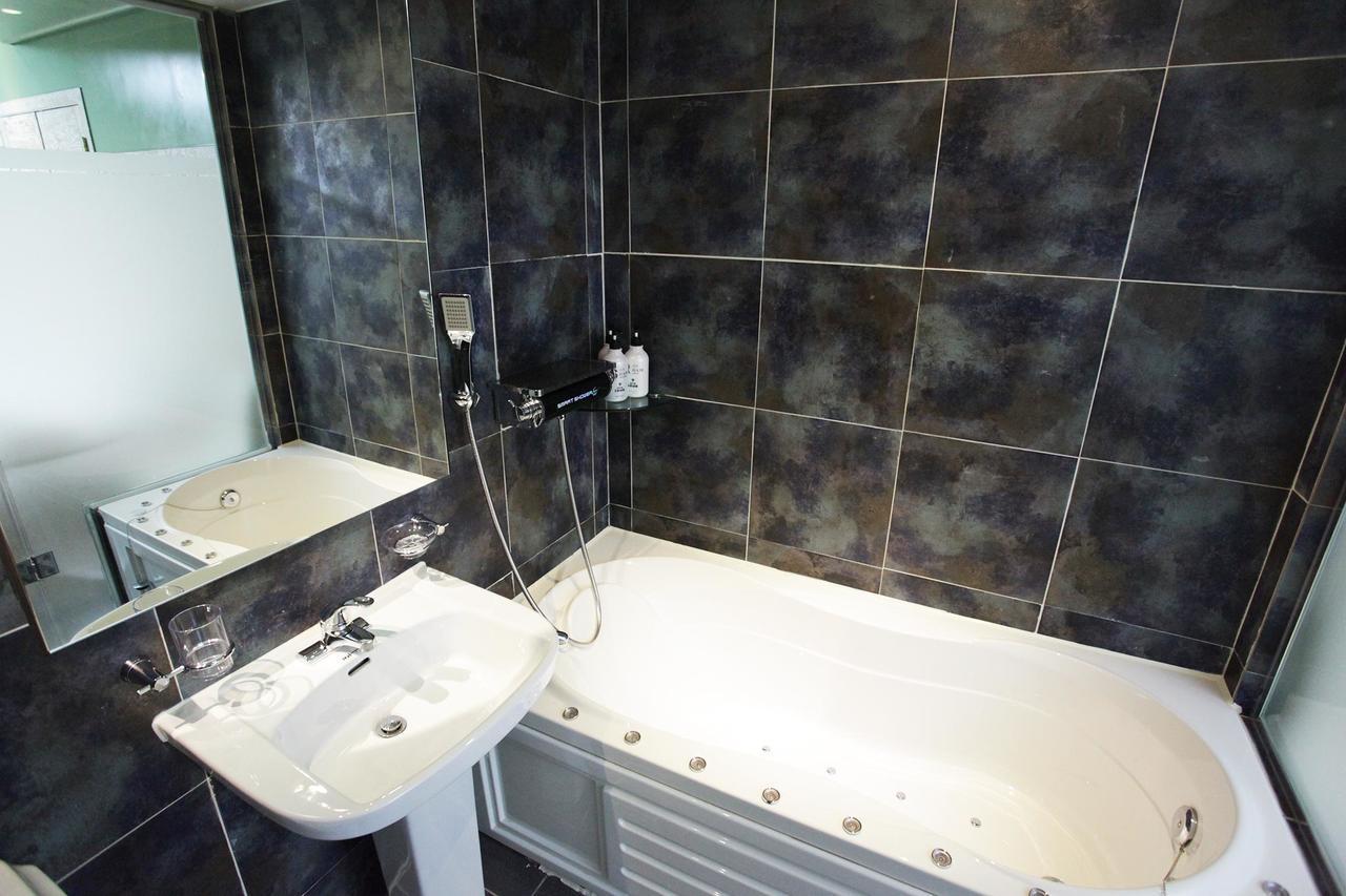 Louis Hotel Seongnam Zewnętrze zdjęcie